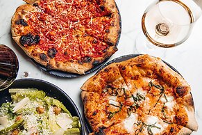 The Ritz-Carlton Dallas, Las Colinas