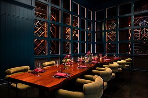 The Ritz-Carlton Dallas, Las Colinas