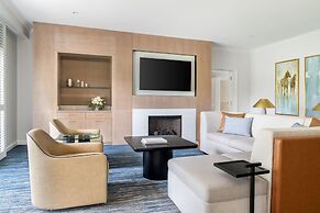 The Ritz-Carlton Dallas, Las Colinas