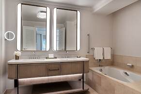 The Ritz-Carlton Dallas, Las Colinas