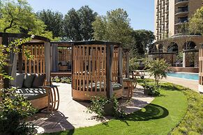 The Ritz-Carlton Dallas, Las Colinas