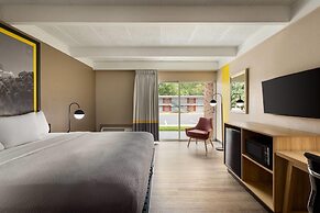 Super 8 by Wyndham Macon GA