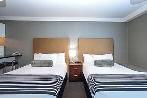 Sandman Hotel Vernon