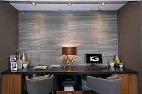 Sandman Hotel Vernon