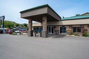 Sandman Hotel Vernon