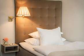Hotel Diplomat