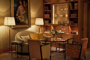Hotel Diplomat