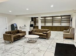 Super 8 by Wyndham Atlanta/Hartsfield Jackson Airport