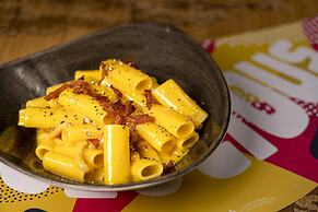 Leonardo Hotel Milan City Center