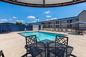 Days Inn by Wyndham Temple