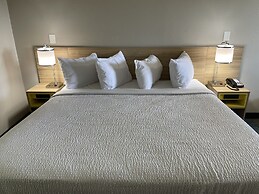 Days Inn by Wyndham Temple