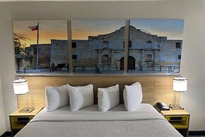 Days Inn by Wyndham Temple