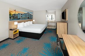 Days Inn by Wyndham Temple