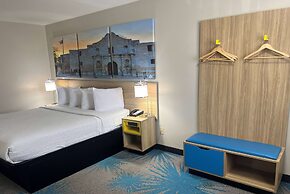 Days Inn by Wyndham Temple