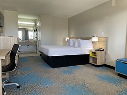 Days Inn by Wyndham Temple