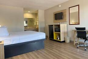 Days Inn by Wyndham Temple