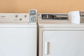 Days Inn by Wyndham Temple