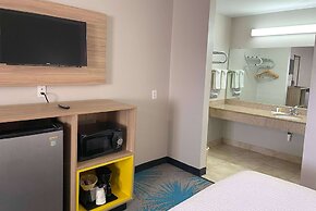 Days Inn by Wyndham Temple