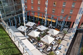 Trans World Hotel Donauwelle