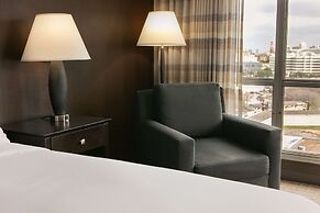 DoubleTree by Hilton Dallas - Market Center