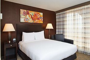 DoubleTree by Hilton Dallas - Market Center