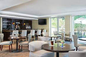 DoubleTree by Hilton Dallas - Market Center