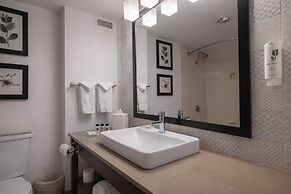 Country Inn & Suites by Radisson, Seattle-Bothell, WA