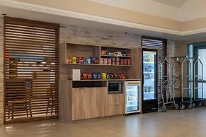 Country Inn & Suites by Radisson, Seattle-Bothell, WA