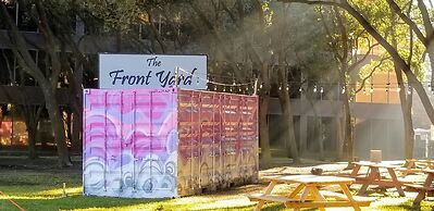 DoubleTree by Hilton Hotel & Suites Houston by the Galleria