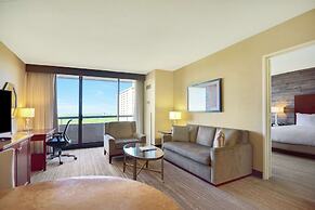 DoubleTree by Hilton Hotel & Suites Houston by the Galleria