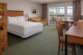 Astoria Riverwalk Inn
