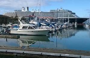 Astoria Riverwalk Inn