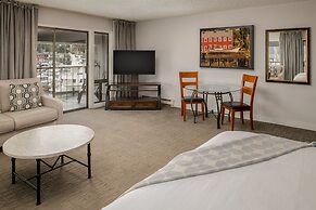 Astoria Riverwalk Inn