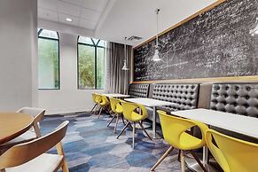 Embassy Suites by Hilton Raleigh Crabtree