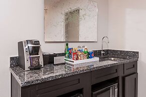 Embassy Suites by Hilton Raleigh Crabtree