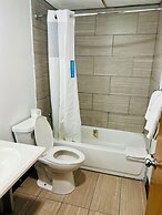 Travelodge by Wyndham Gallipolis