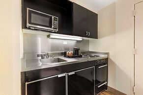 Comfort Inn University Center