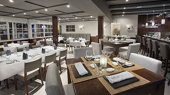 Manchebo Beach Resort and Spa