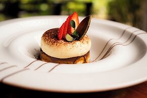 Manchebo Beach Resort and Spa