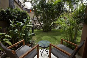 Manchebo Beach Resort and Spa