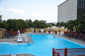 DoubleTree by Hilton Hotel Houston - Greenway Plaza