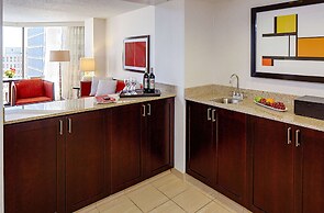 DoubleTree by Hilton Hotel Houston - Greenway Plaza