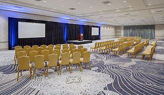 DoubleTree by Hilton Hotel Houston - Greenway Plaza