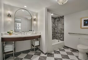 InterContinental Chicago Magnificent Mile by IHG