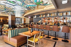 InterContinental Chicago Magnificent Mile by IHG