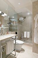 The Pierre, A Taj Hotel, New York