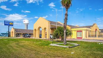 Aransas Bay Inn & Suites Corpus Christi by OYO