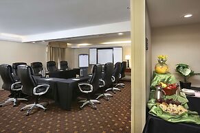 DoubleTree by Hilton Denver - Thornton