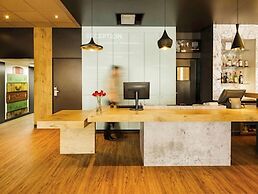 ibis Versailles Château