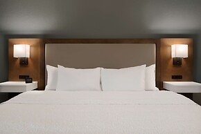 Hampton Inn Appleton-Fox River Mall Area